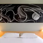 Ibis Koenigsplatz Hotel