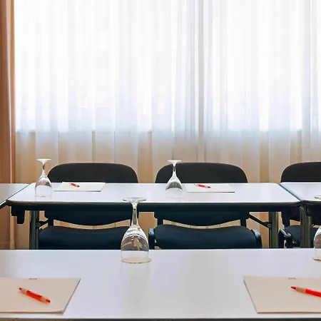 Ibis Koenigsplatz Hotel Augusta