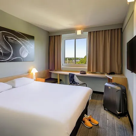 Ibis Koenigsplatz 2*