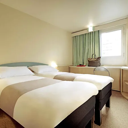 Ibis Koenigsplatz Otel 2*
