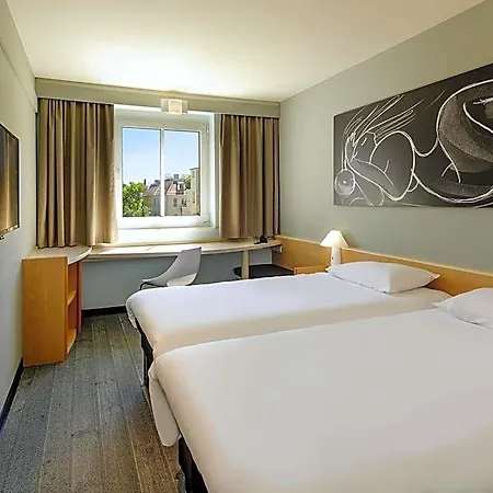 Ibis Koenigsplatz Otel 2*