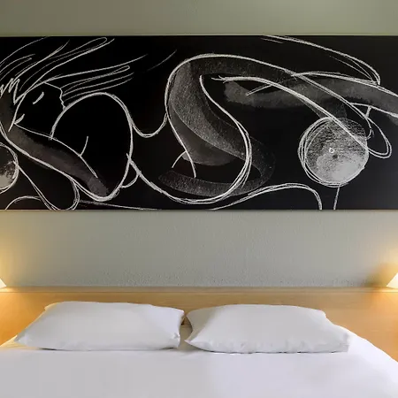 Otel Ibis Koenigsplatz 2*