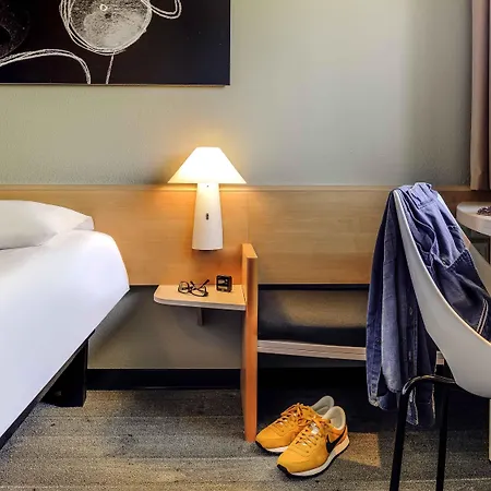 Ibis Koenigsplatz Otel 2*